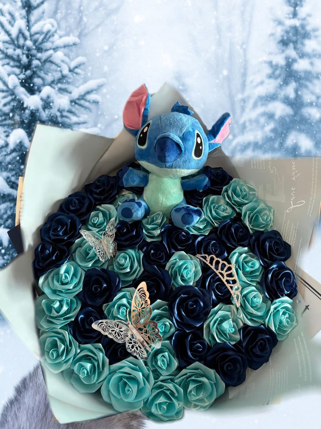 Buchet romantic de trandafiri roșii cu bomboane